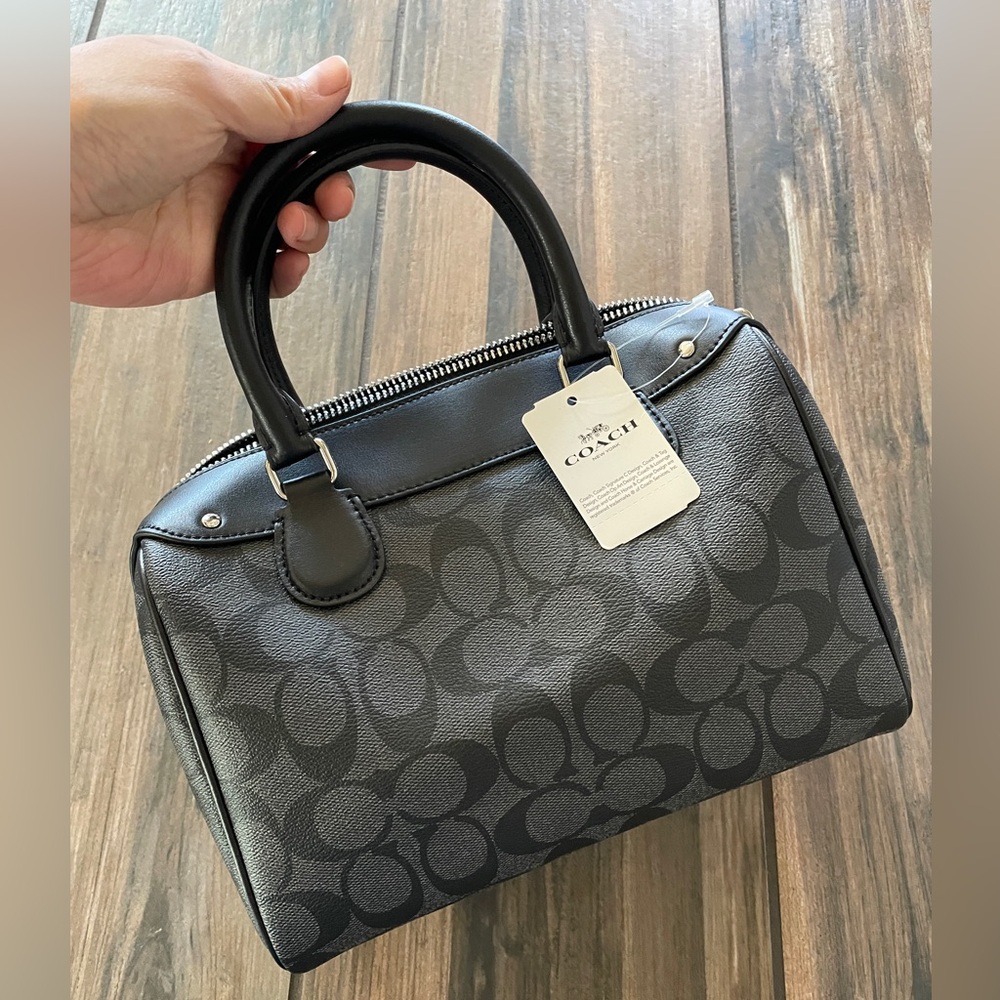 NWT Coach Bennett Satchel Signature Canvas Black Boston Bag - Picture 4 of 8